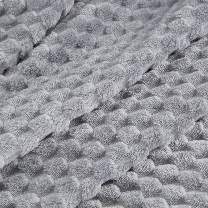 Koc flano Cindy6 srebrny 200 x 220 cm – miękki i przytulny