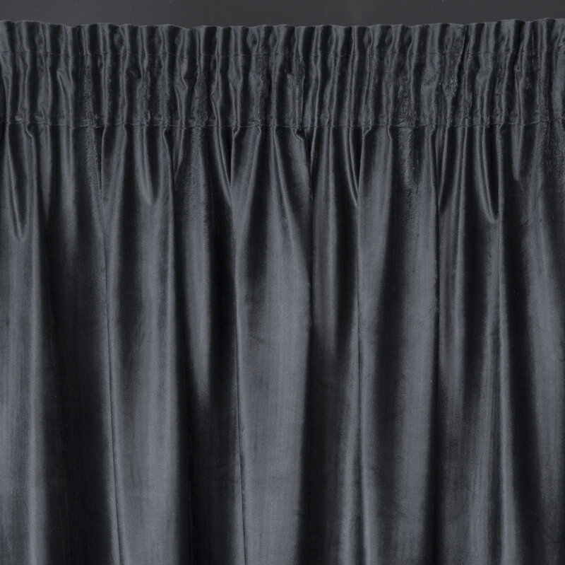 Zasłona gotowa Mariela czarna 140 x 270 cm – zaciemnienie sypialni