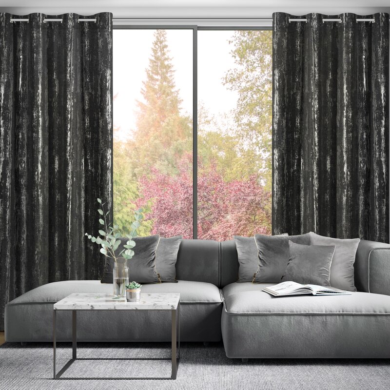 Zasłona gotowa Libi czarna 140 x 250 cm – zaciemnia pomieszczenie