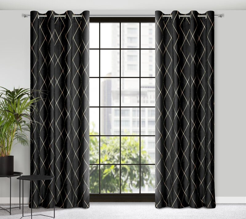 Zasłona gotowa Pierre Cardin Margo czarna 140 X 250 cm – z aksamitnego welwetu