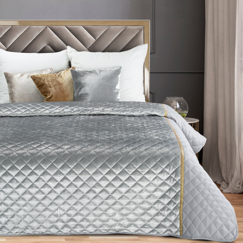 Narzuta velvet Kristin srebrna 220 x 240 cm – doda blasku sypialni