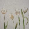 Obrus gobelinowy z tulipanami jasnopopielaty 140X180 – subtelny urok