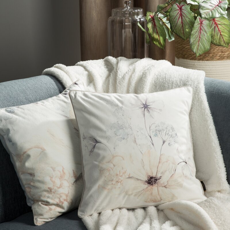 Poszewka velvet kremowa 45 x 45 cm – dodatek do salonu