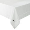 Obrus gładki biały 145 x 220 cm – dodaje elegancji