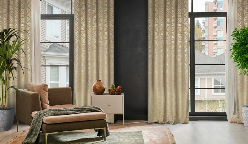 Zasłona gotowa Areta beżowa 140 x 250 cm – dodaje ciepła wnętrzu