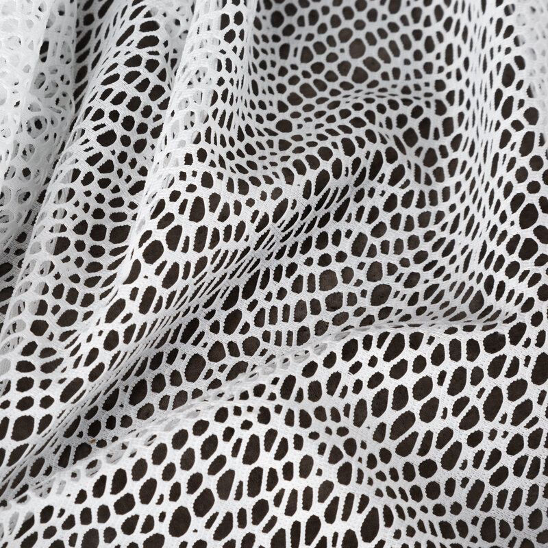 Firana gotowa Cyntia biała 140 X 250 cm – rozświetla wnętrze
