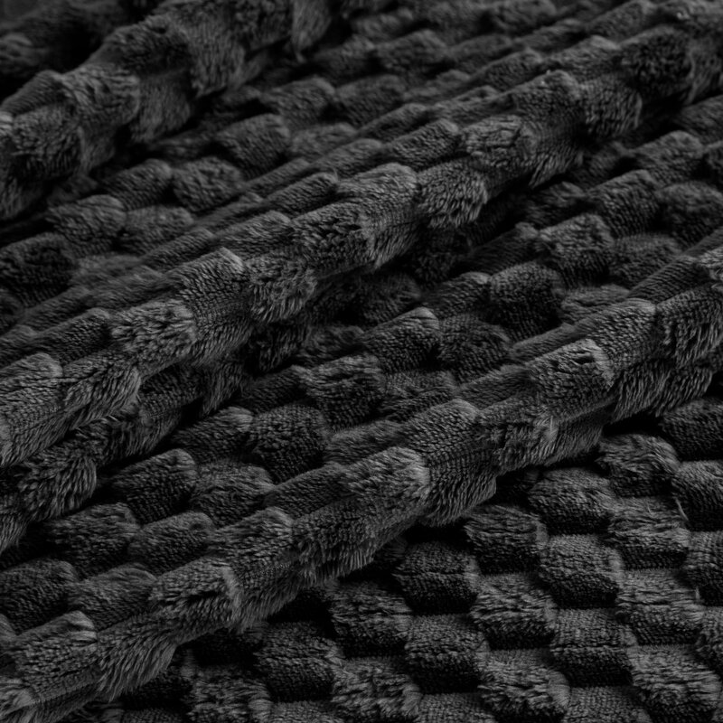 Koc flano Cindy6 czarny 170 x 210 cm – puszysty i miękki