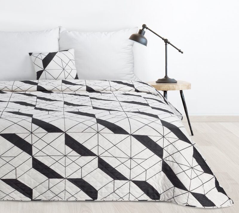 Narzuta Microfibra Geo naturalna 220 x 240 cm – doda charakteru wnętrzu