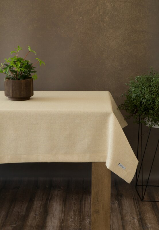 Obrus błyszczący Stella 1 złoty 145 x 400 cm – idealny na święta
