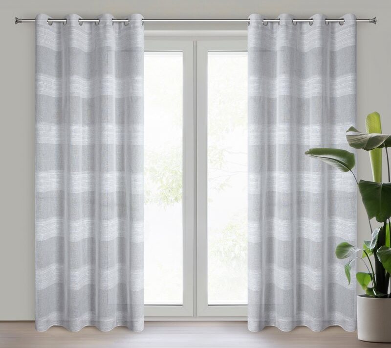Zasłona gotowa Agata srebrna 140 x 250 cm – doda przytulności