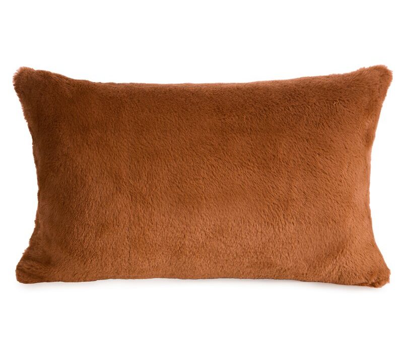 Poszewka futrzana Nina ceglasta 30 x 50 cm – dodatek do sypialni
