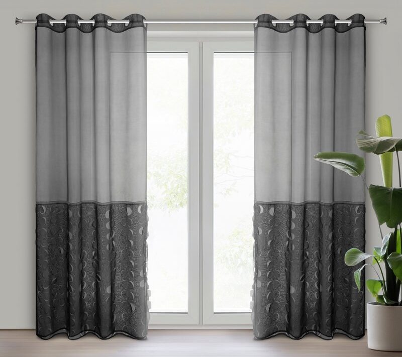 Firana gotowa laser cut czarna 140 x 250 cm – zaciemnia i zdobi