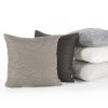 Poszewka Design91 czarna 40 x 40 cm – doda głębi aranżacji