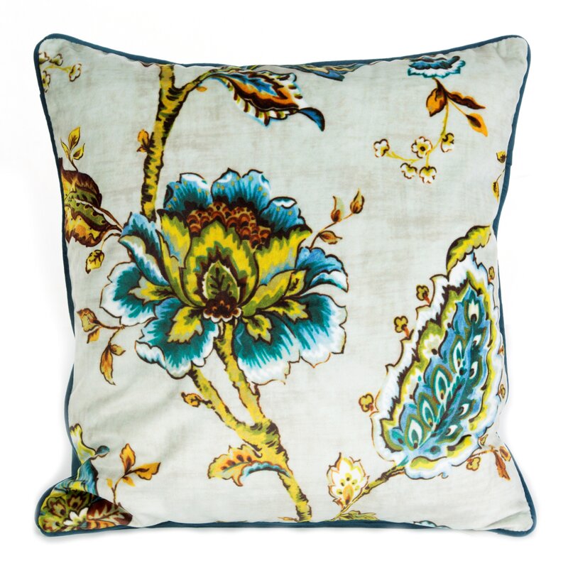 Poszewka Velvet 18 kwiatowa kremowa 45 X 45 CM – miękka i dekoracyjna