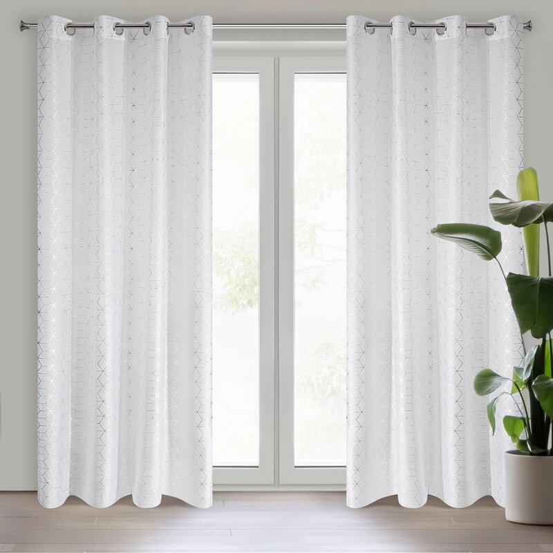 Firana gotowa Seylan biała 140 x 250 cm – zwiewna zasłona