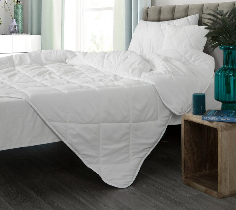 Kołdra DESIGN91 biała 140 X 200 CM – zapewnia spokojny sen