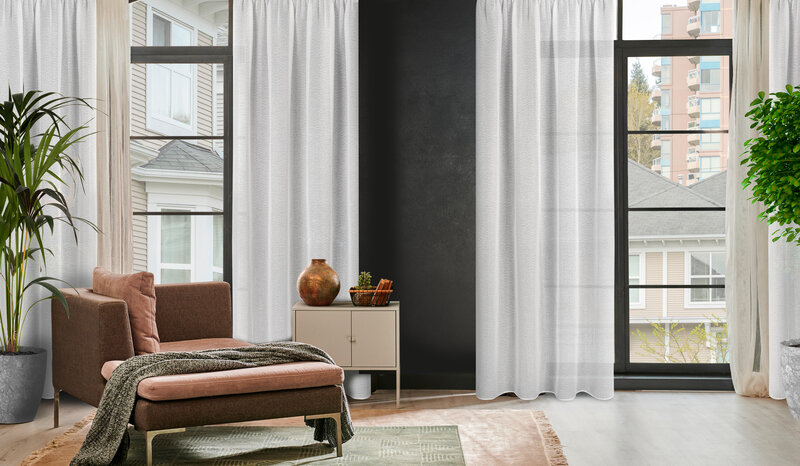 Firana gotowa Rain biała 140 x 270 cm – rozjaśnia wnętrze