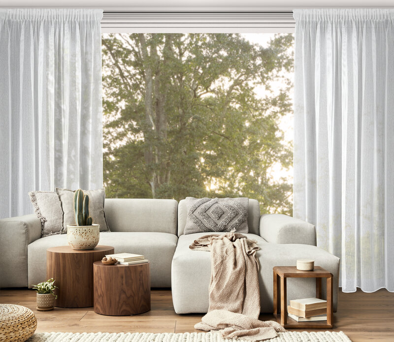 Firana gotowa biała 140 x 300 cm – rozprasza światło