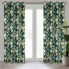 Zasłona gotowa D91 Parisa zielona 135 x 250 cm – zaciemnia pomieszczenie