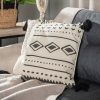 Poszewka boho kremowa 45 x 45 cm – wprowadza ciepło