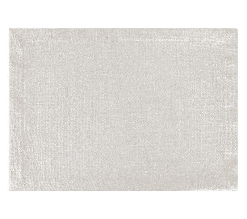 Obrus błyszczący Ines kremowy 32 x 45 cm – doda blasku wnętrzu