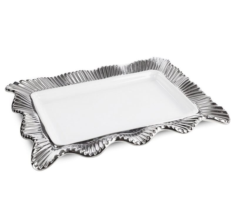 Patera dekoracyjna Betsy kremowa 36 x 25 x 4 cm – stylowa baza na przekąski