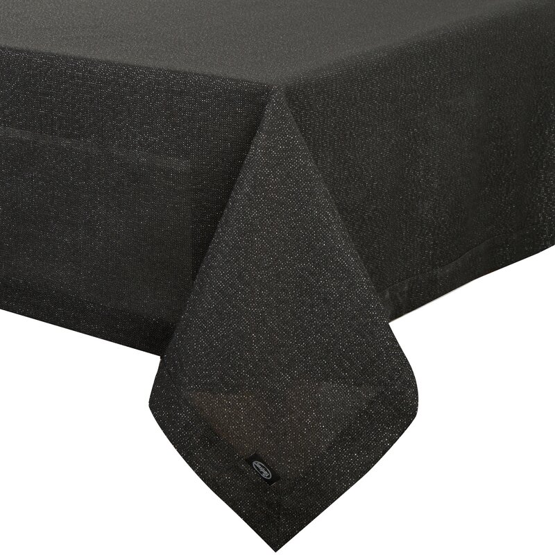 Obrus błyszczący Stella 1 czarny 145 x 260 cm – doda szyku jadalni