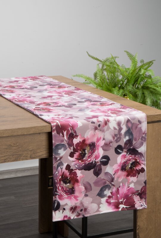 Obrus velvet różowy 35 x 180 cm – dodaje uroku spotkaniom