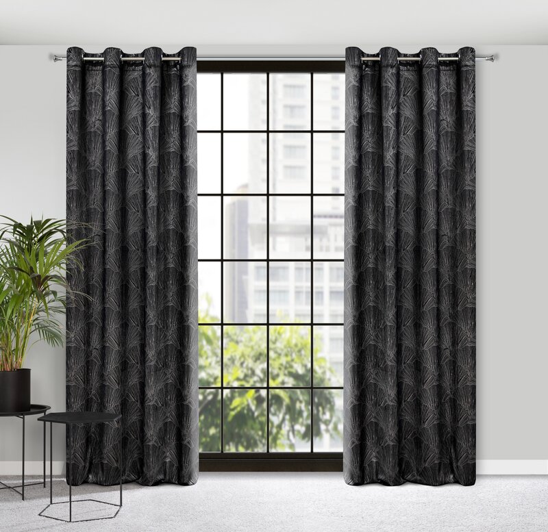 Zasłona welwetowa Goja czarna 140 X 250 cm – z błyszczącym wzorem
