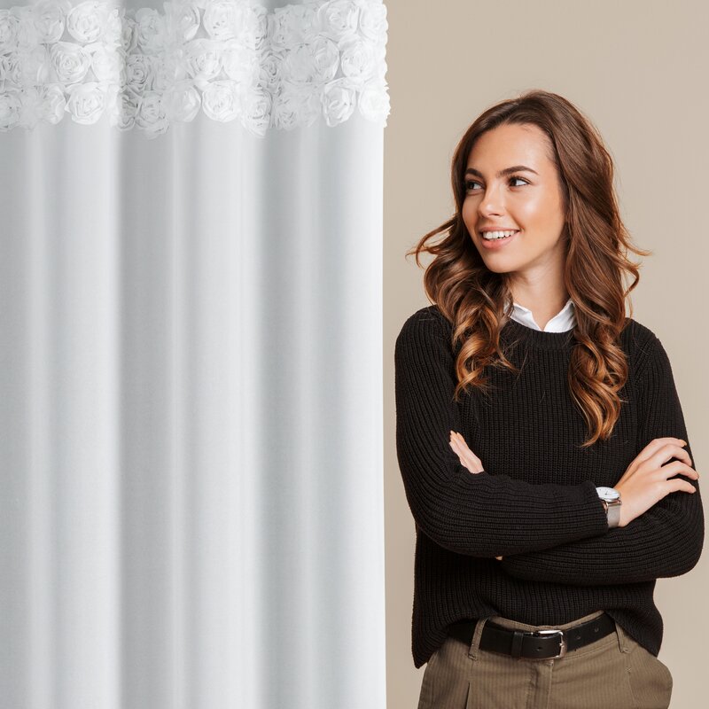 Zasłona gotowa Eva Minge biała 140 x 250 cm – dodaje romantyzmu