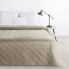 Narzuta Velvet beżowa 200 x 220 cm – dodaje przytulności