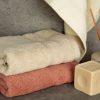 RĘCZNIK ALINE (02) 30 X 50 CM KREMOWY
