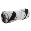 Koc polarowy D91 GEO 01 beżowy 150 x 200 cm – ciepły i miękki