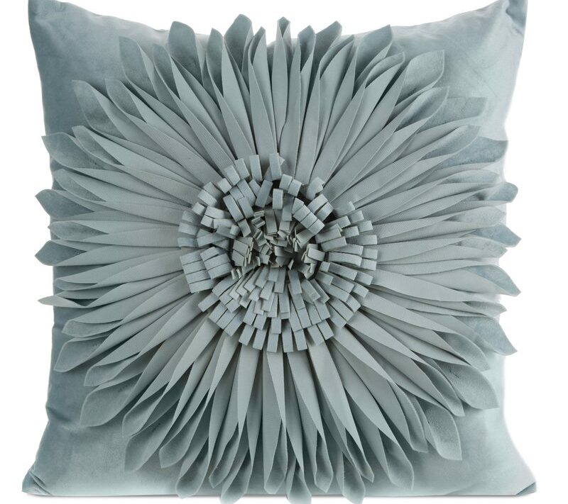Poszewka dekoracyjna welwetowa Flores 3 miętowa 45 X 45 CM – ożywia wnętrze