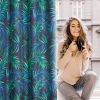 Zasłona gotowa D91 Palms czarna 140 x 250 cm – wprowadza egzotyczny klimat