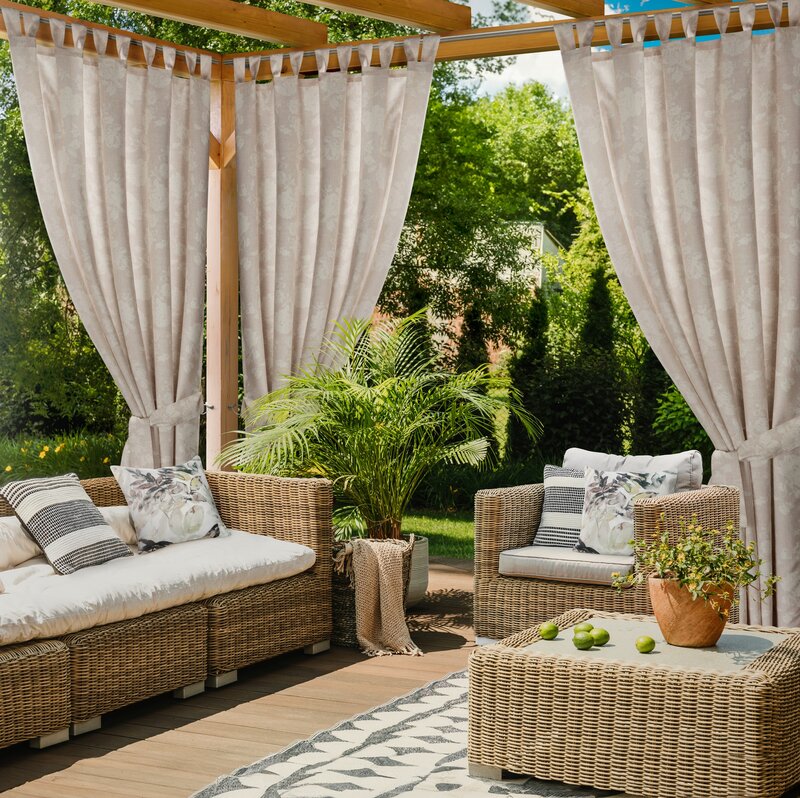 Zasłona gotowa Garden pudrowy róż 155 x 240 cm – na taras i balkon