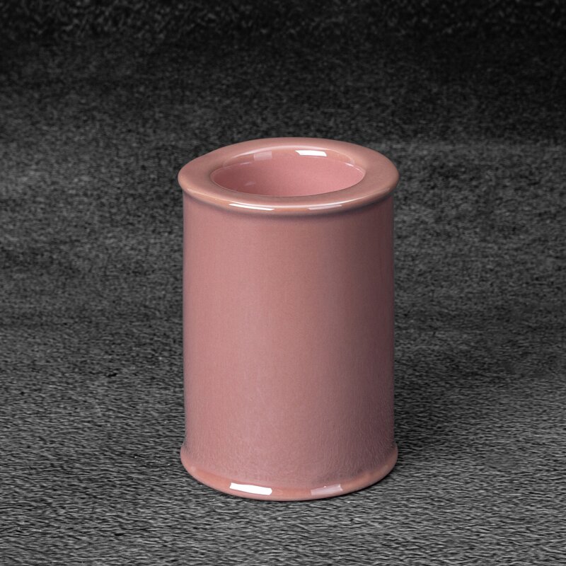 Świecznik ceramiczny różowy fi 7 x 10 cm – tworzy ciepłą atmosferę