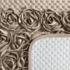 Narzuta welwetowa Roses ciemnobeżowa 170 X 210 cm – miękka i dekoracyjna