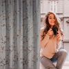 Zasłona gotowa Selena srebrna 140 x 270 cm – doda blasku wnętrzu