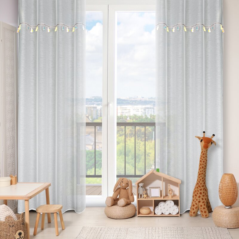 Zasłona gotowa Kids kremowa 140 x 250 cm – stworzy bajkową atmosferę