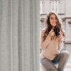 Zasłona gotowa Amari beżowa 140 X 250 cm – delikatnie rozprasza światło