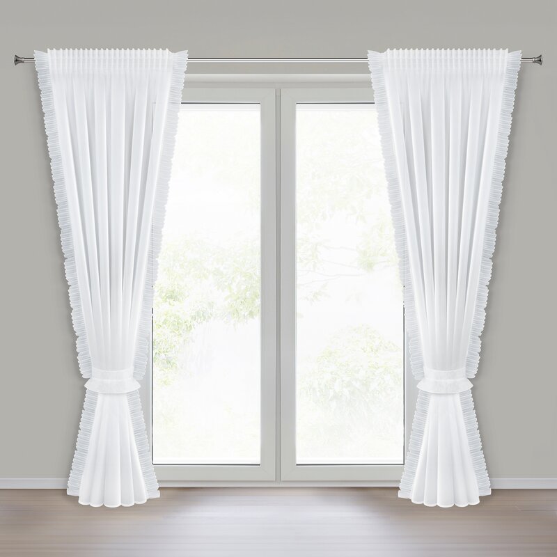 Firana gotowa biała 140 x 270 cm – rozprasza światło