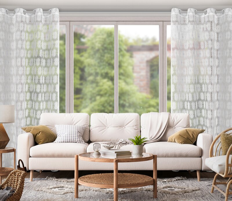 Firana gotowa Rozi biała 140 x 250 cm – rozświetla wnętrze