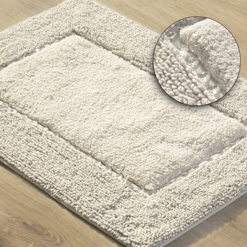 Dywanik łazienkowy Chic kremowy 60 x 90 cm – miękki i przytulny