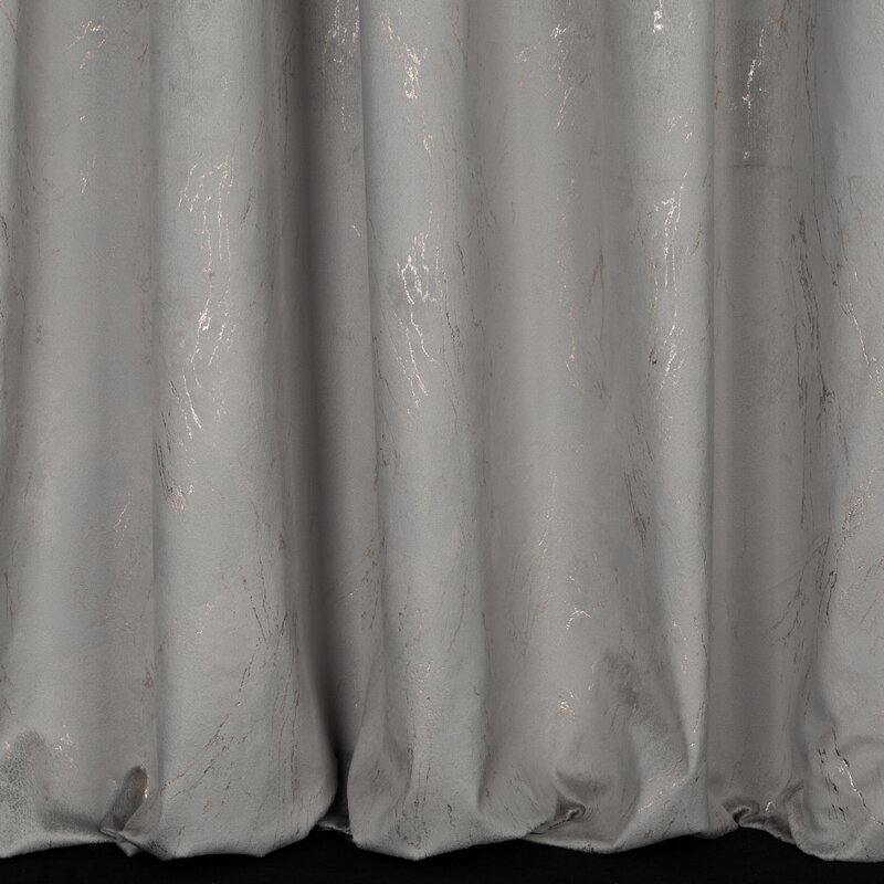 Zasłona gotowa Nadia srebrna 140 X 300 CM – miękka i zaciemniająca