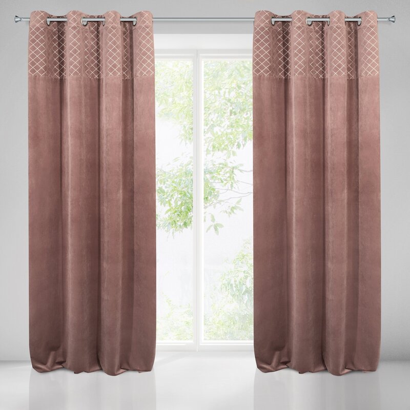 Zasłona gotowa Karina 2 pudrowy róż 140 x 250 cm – zaciemnia pomieszczenie