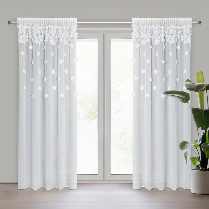Firana gotowa Diana 3 biała 140 X 270 cm – z romantycznymi różami