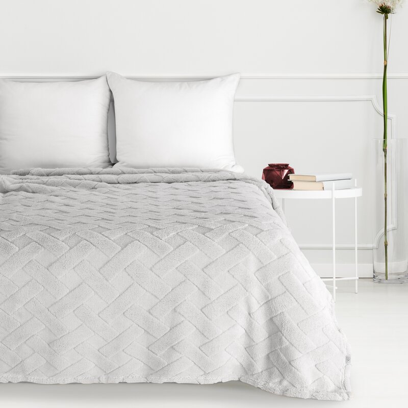 Koc flanelowy Caro srebrny 150 x 200 cm – miękki i puszysty