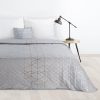 Narzuta D91 geo naturalna 200 x 220 cm – dodatek do sypialni