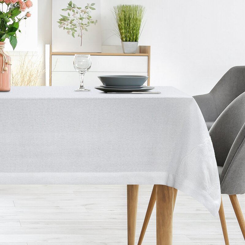 Obrus Elen biały 140 x 180 cm – idealny na stół